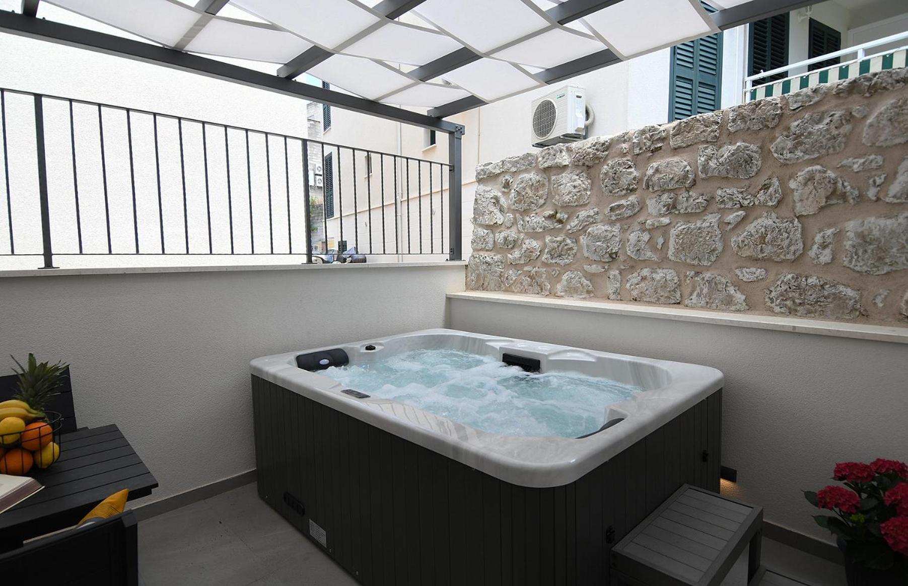 Jacuzzi Apartment Minnie Ντουμπρόβνικ Εξωτερικό φωτογραφία